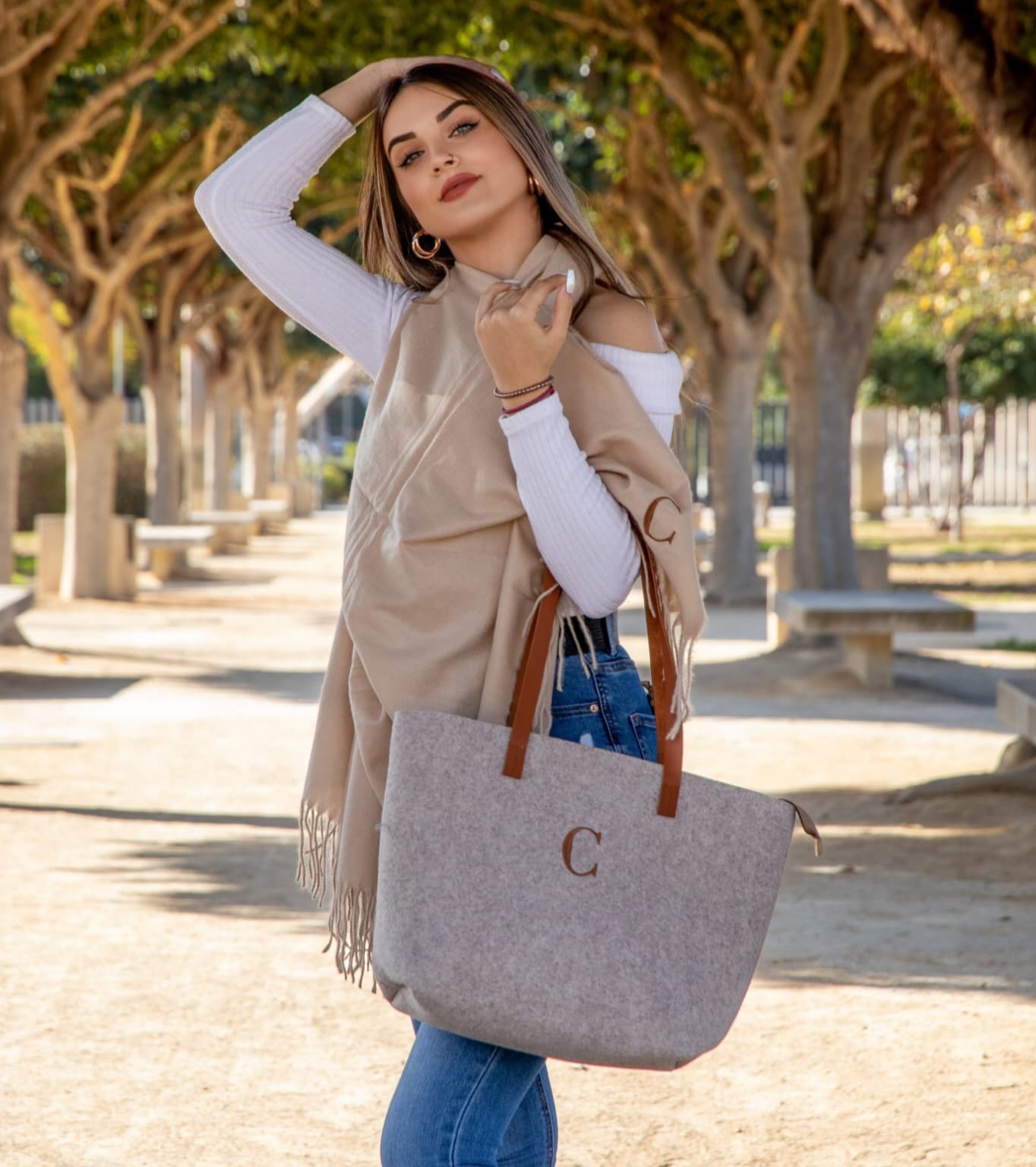 Bolso de fieltro con iniciales o nombre personalizable